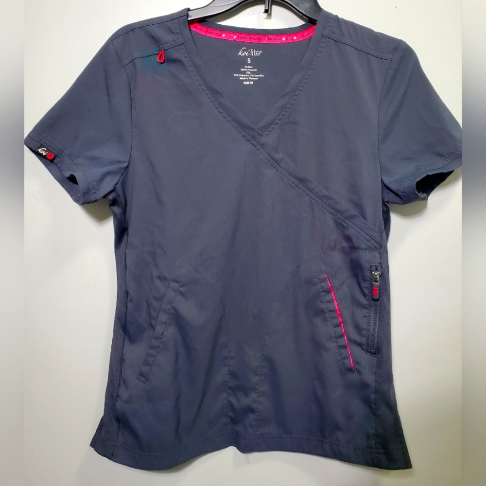 Koi Lite 316 Philosophy Scrub Top
